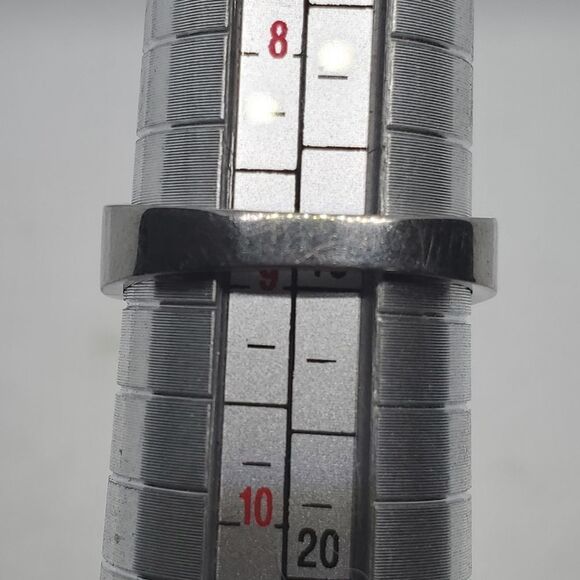 Spikes Stainless Steel Silver Colored Cross Ring 9 - Picture 6 of 6